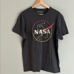 Fifth Sun NASA Charcoal Graphic Tee Size Large
